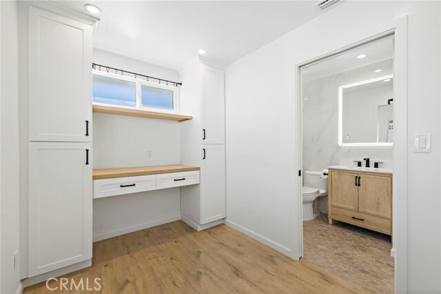 Building Photo - 118 Avenida Santa Margarita