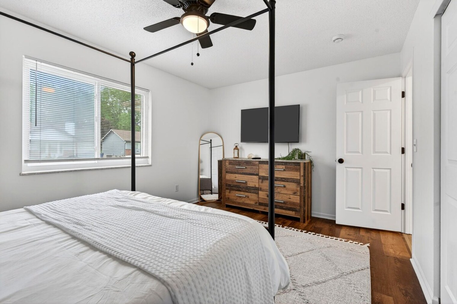 Building Photo - 2705 Freemantle Dr