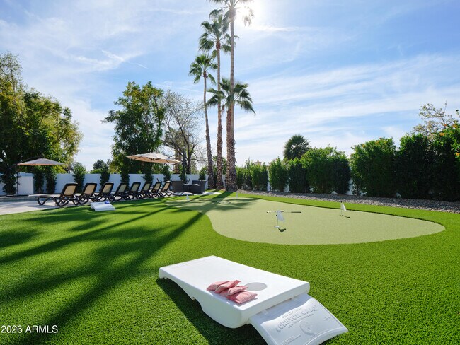 Building Photo - 15218 N 61st St