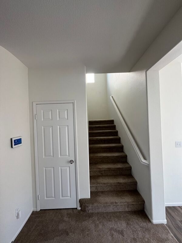 Building Photo - 11158 Picard Pl