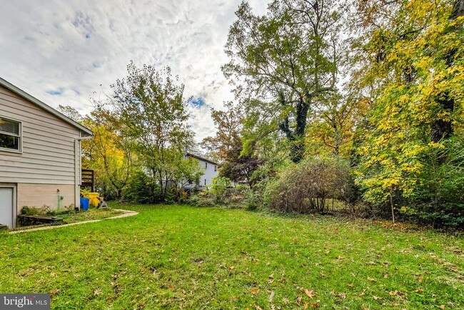 Building Photo - 412 Walnut Dr