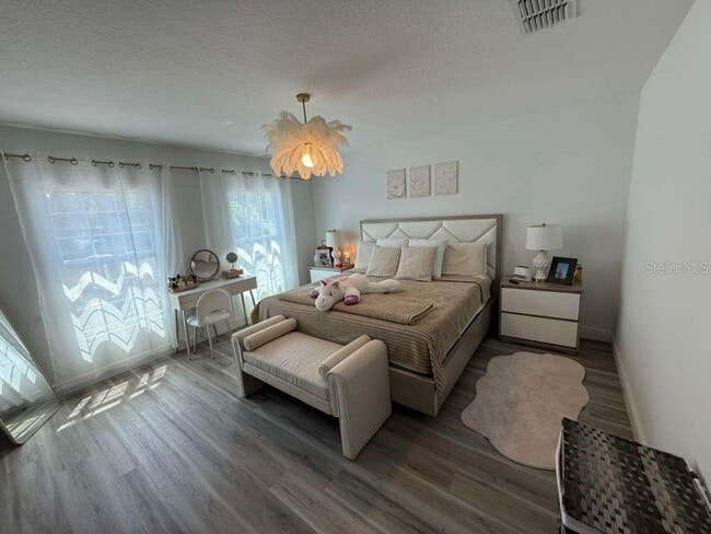 Building Photo - 408 N Finley Ave