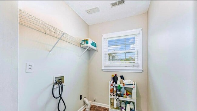 Building Photo - 4306 Wynborough Ln