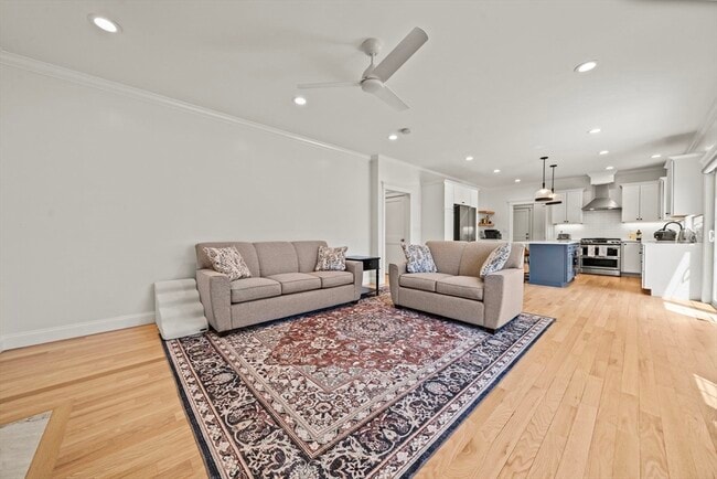 Building Photo - 116 Livingstone Ave