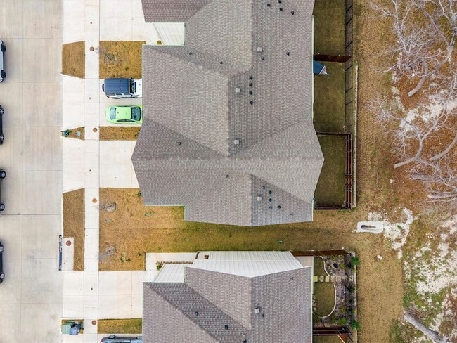 Building Photo - 6329 Mason Ct