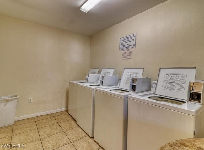 Building Photo - 4290 Gulfstream Dr