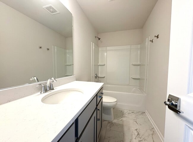 Building Photo - 1206 Salt Springs Dr