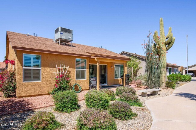Building Photo - 6831 S Coral Gable Dr