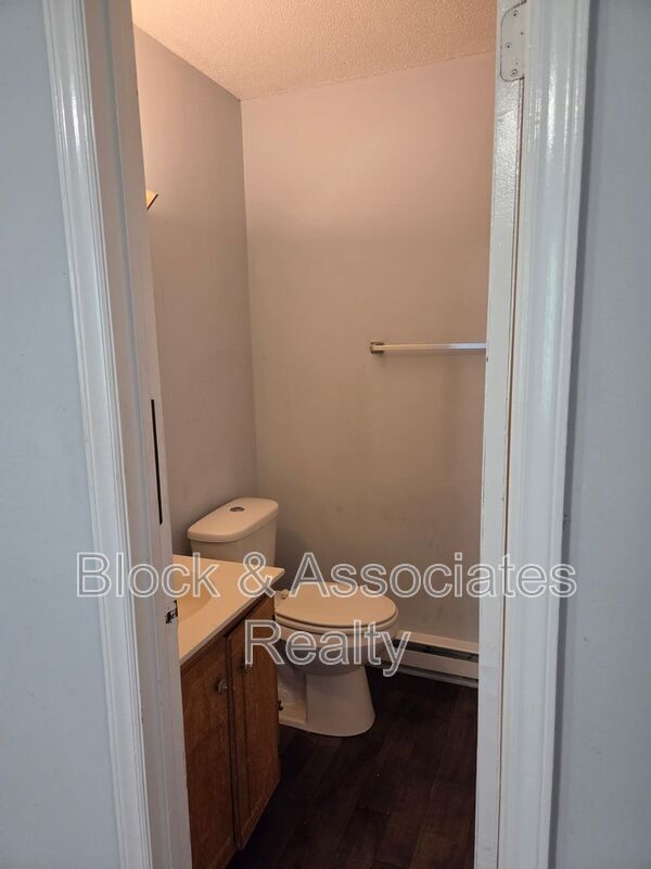 Building Photo - 306 Reece Ave