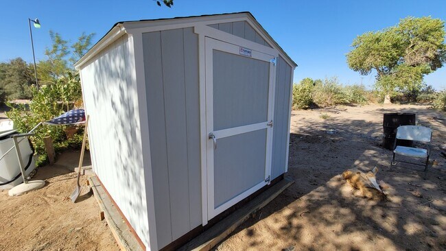 Building Photo - 43371 Cottonwood Rd