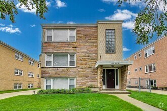 Building Photo - 9032 N Churchill Cir