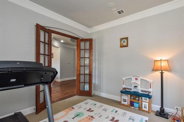 Building Photo - 9750 Candlewood Dr
