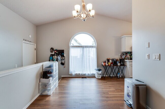 Building Photo - "Spacious 4-Bedroom Gem with 3 Full Baths ...