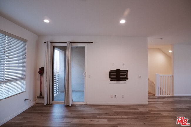 Building Photo - 13137 W Lumina Way