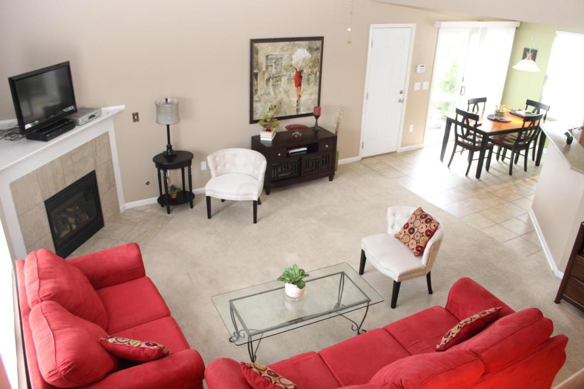 Building Photo - 96 Arrowfeather Ln