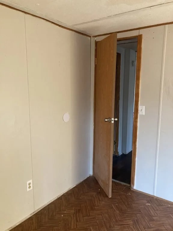 Building Photo - 3 Bedroom 2 Bathroom