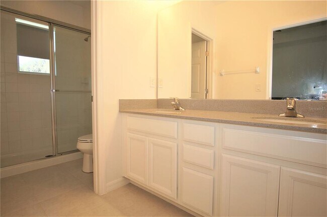 Building Photo - 2394 Britwell Pl