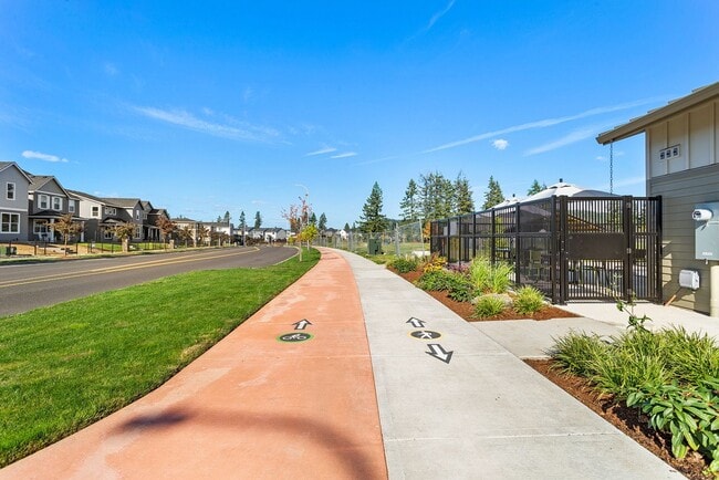 Building Photo - 2022 - Plenty of upgrades !  Access to Pool + Amenities. AC on Main, Walking trails, Nice End uni...