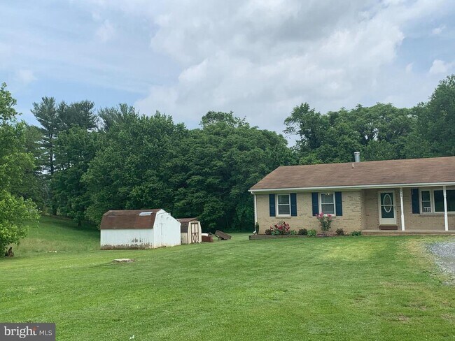 Primary Photo - 4416 Araby Church Rd