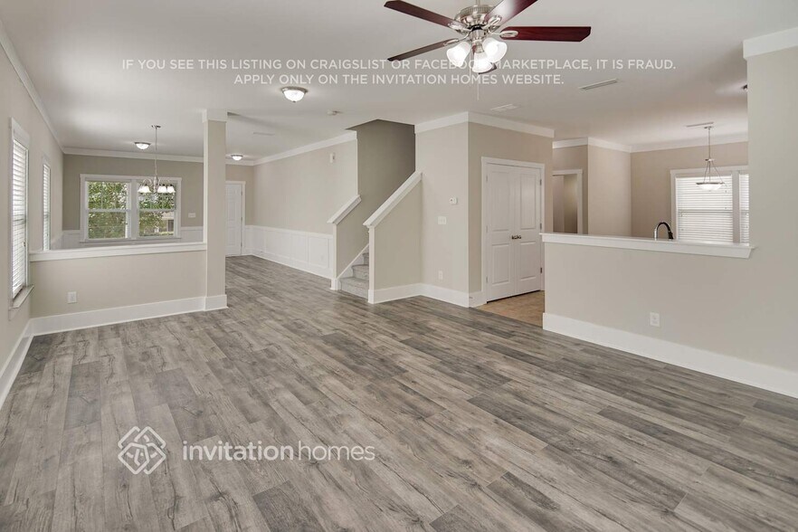 Building Photo - 117 Sheridan Ct