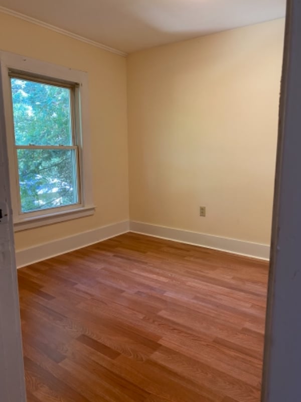 Building Photo - 134 School St