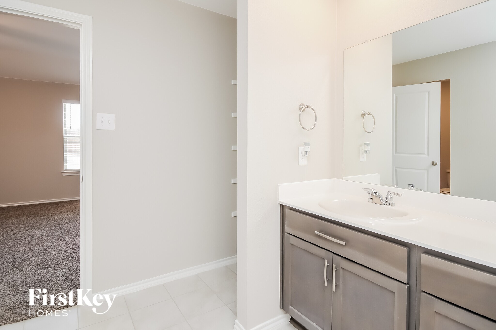 Building Photo - 807 Community Way