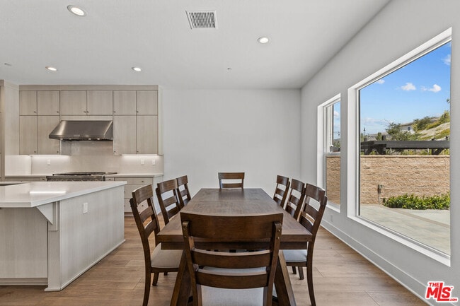 Building Photo - 20723 Deer Grass Ct