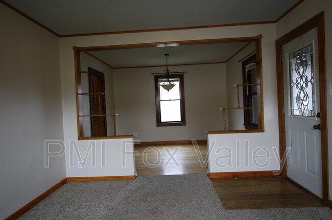 Building Photo - 906 Jefferson St