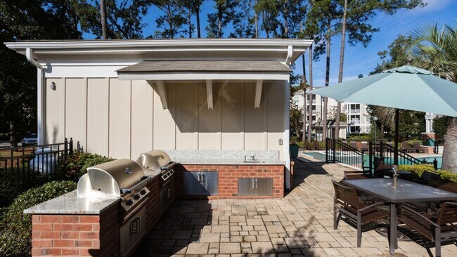 Building Photo - 3100 Ashley Town Center Dr