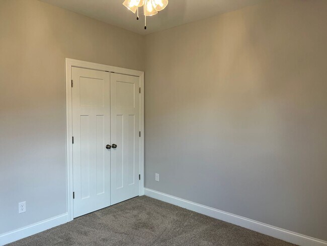Building Photo - New Home in the Cottages at Blue Ridge