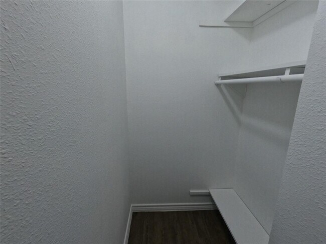 Building Photo - 107 Culmore Dr