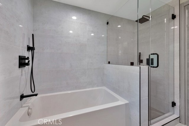 Building Photo - 19653 Valdez Dr