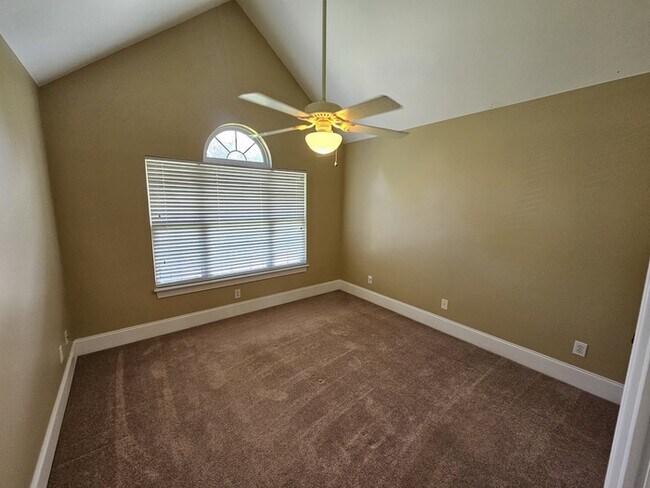 Building Photo - Lake Front Luxury in Chapin!