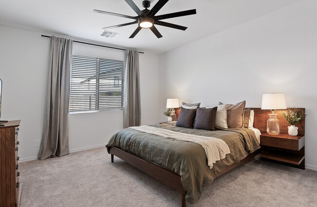 Building Photo - 11224 E Unger Ave