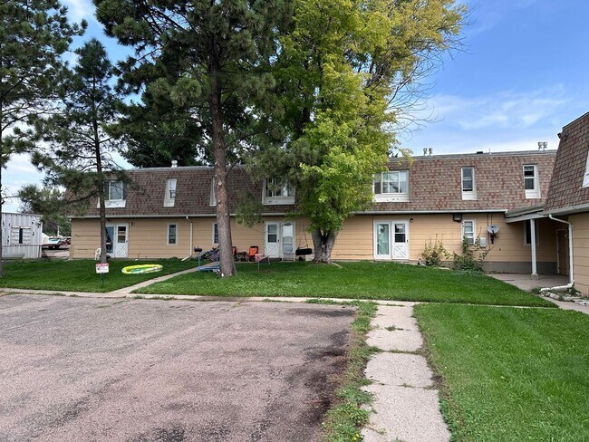 Building Photo - 820 Hot Springs Ave