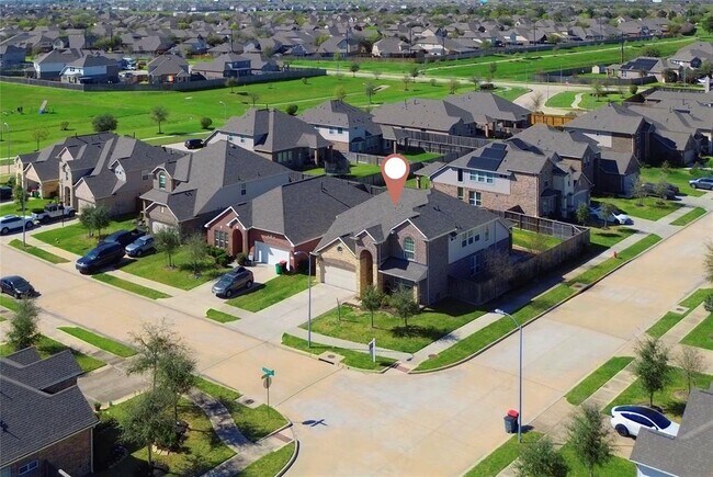 Building Photo - 29902 Tallow Grove Ln