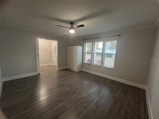 Building Photo - 7118 Caloosa Ct