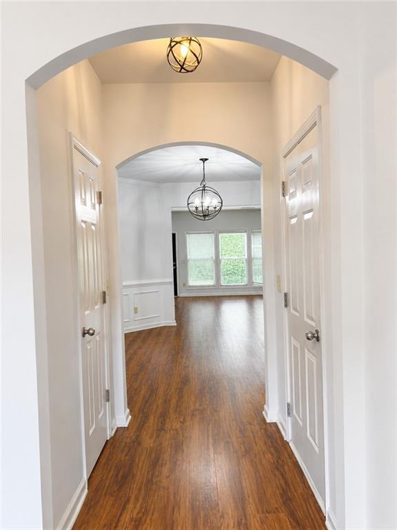 Building Photo - 4922 Sherwood Way