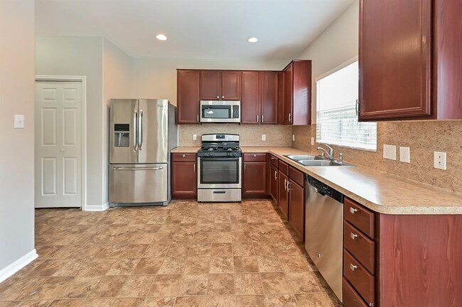 Building Photo - 4930 Hackamore Brook Ct