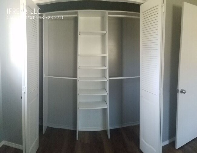 Building Photo - 16416 E 1st Pl