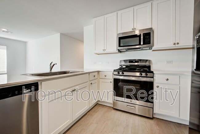 Building Photo - 9729 NW 124th St