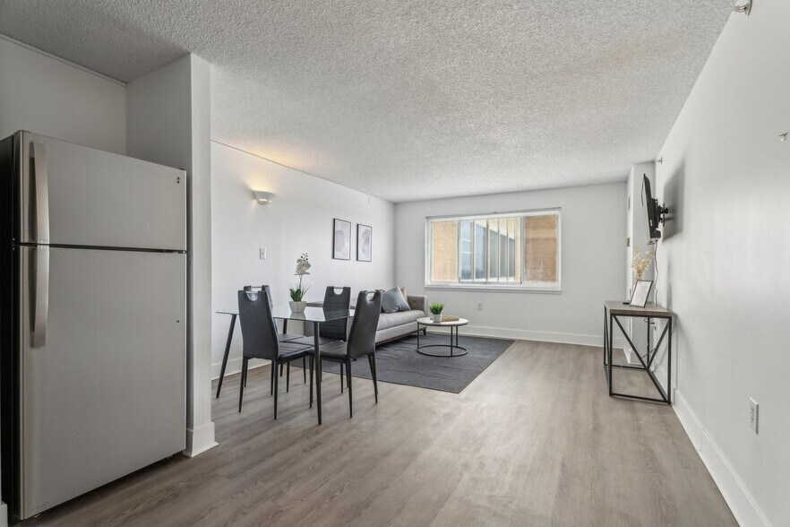 Building Photo - 1711 Bellevue Ave