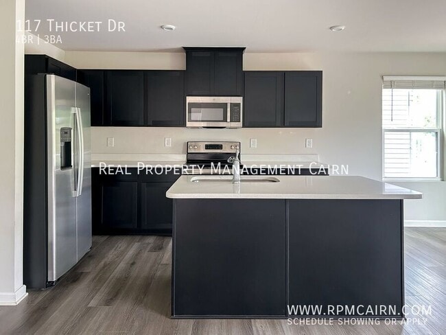 Building Photo - 117 Thicket Dr