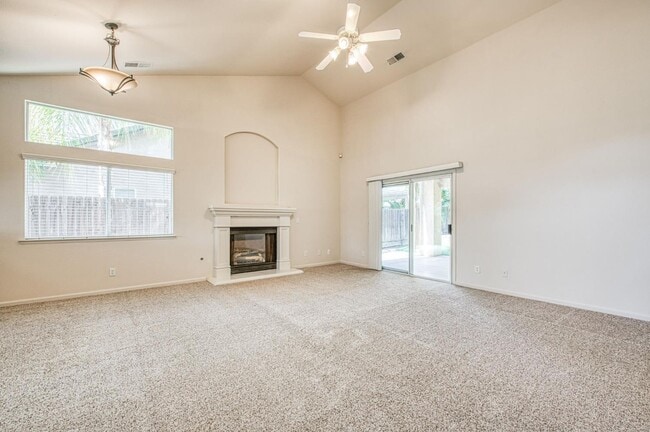 Building Photo - 1138 E Royal Dornoch Ave