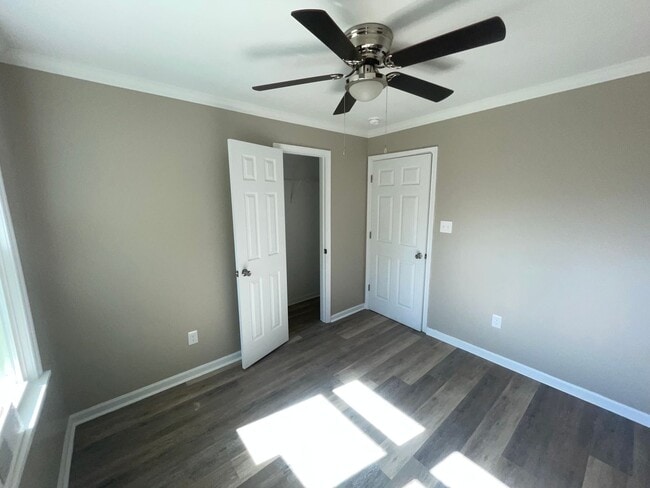 Building Photo - 303 Freeman St SE