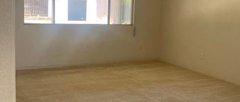 Building Photo - 1046 W Pebble Dr