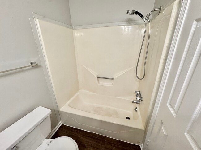 Building Photo - 6506 Wimble Rd