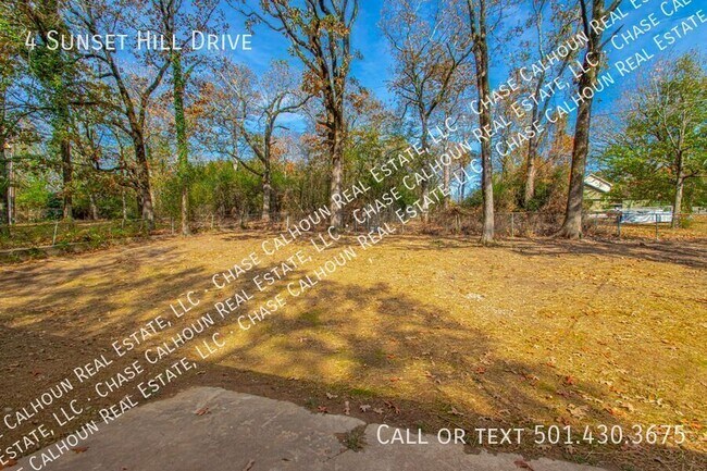 Building Photo - 4 Sunset Hill