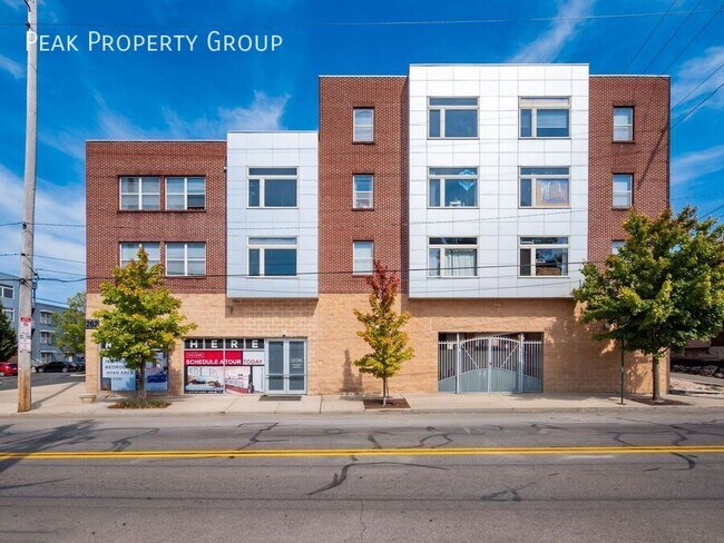 Building Photo - 250 Chittenden Ave