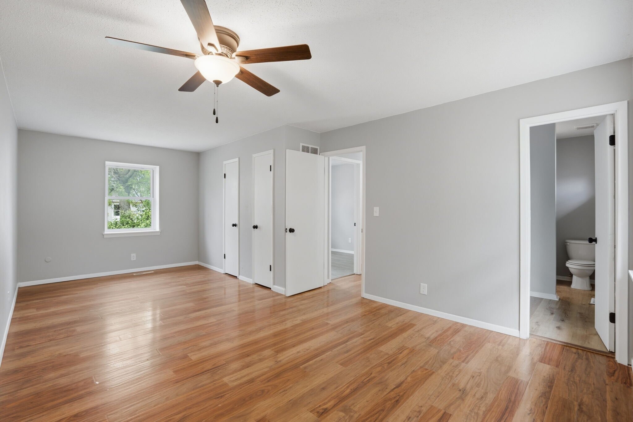 Building Photo - 2603 W 55th St